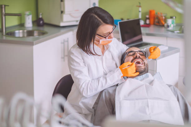 Best Emergency Tooth Extraction in Oak Ridge, FL